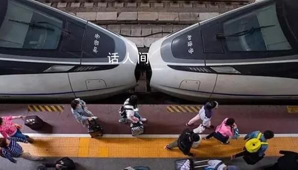 旅客买短乘长致严重超员 列车员报警